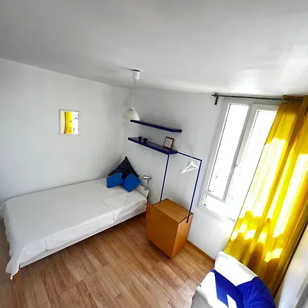 Famille D'accueil Entre Paris Et Douze Minutes Centre Paris Quinze Euros De Pour Frais De Menage Neuilly-sur-Marne